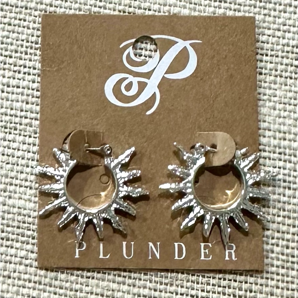 Plunder Silver Sunburst Earrings